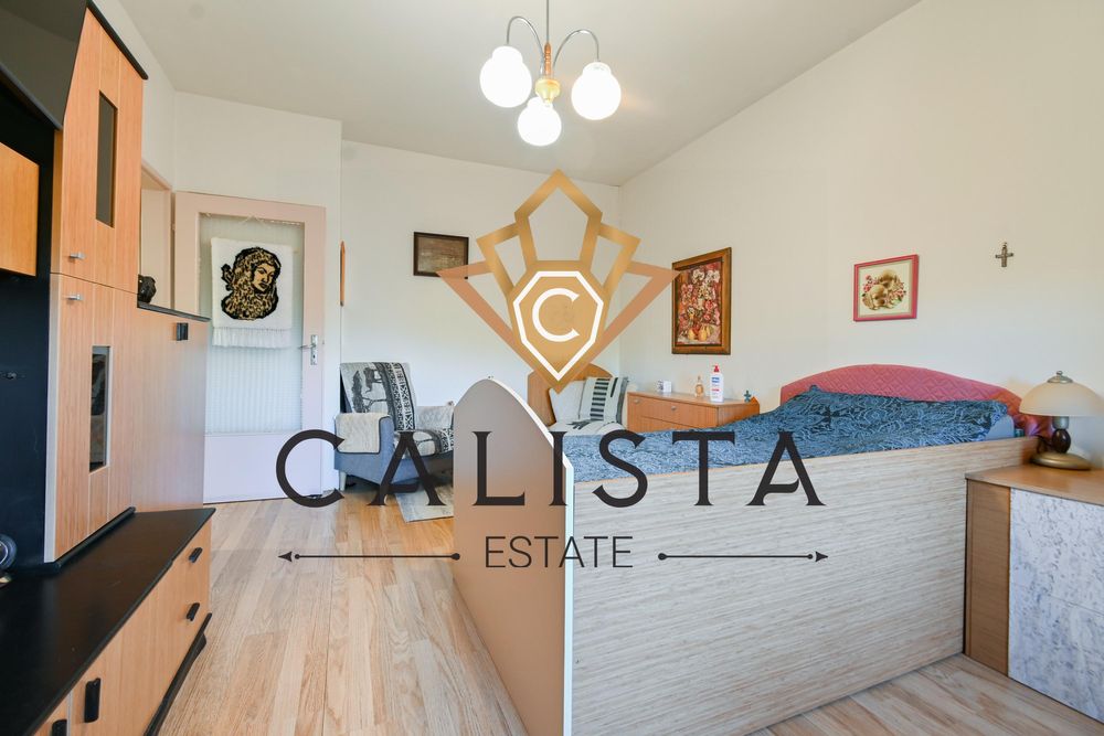 Продава се Двустаен апартамент в София, Свобода - 65 кв.м за 2460 €/кв.м - Снимка #8