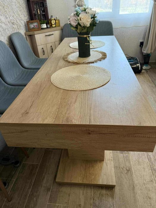 Дизайнерска трапезна маса – 170×65×77 см, масивна и стилна