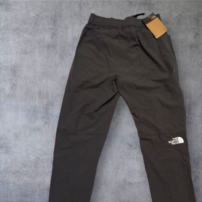 Pantaloni The North Face - M