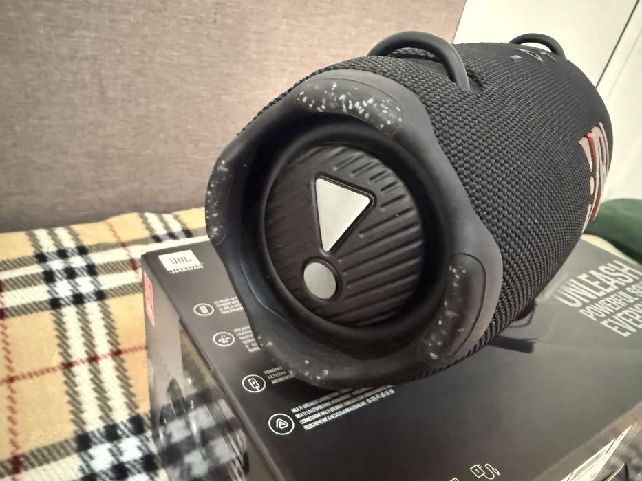 Преносима тонколона JBL Extreme 4