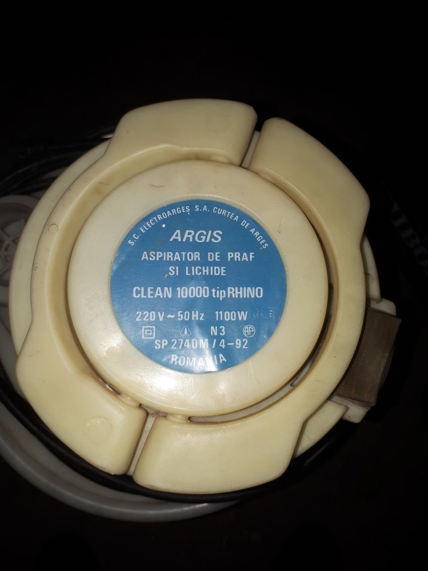 Aspirator romanesc Argis Rhino Clean 10000 NOU