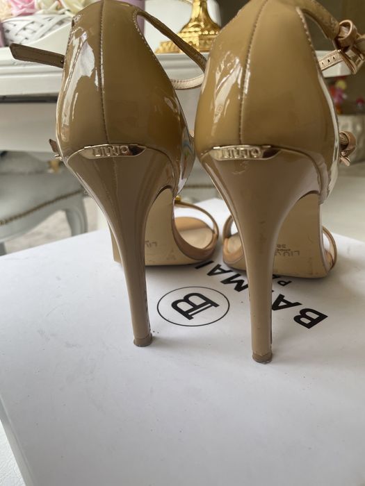 Сандали Michael kors ,Moschino, Liu jo, Guess,Ted baker