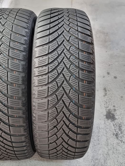 "Dot 24" 195/60/16 Semperit 2Броя: 150лв 6мм