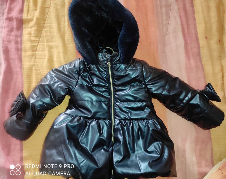 Vând geacă fetiță