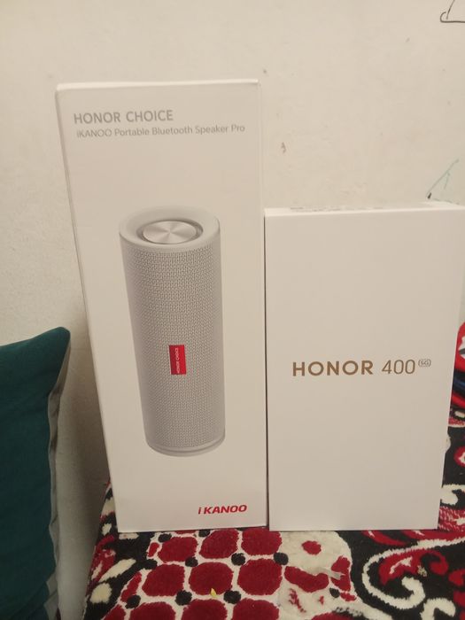 Vând telefon honor 400 5 g 512 plus boxă