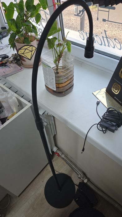 Продам led лампу для наращивания  ресниц