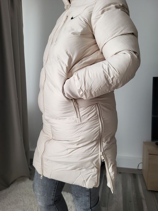 Geaca dama lunga nike bej