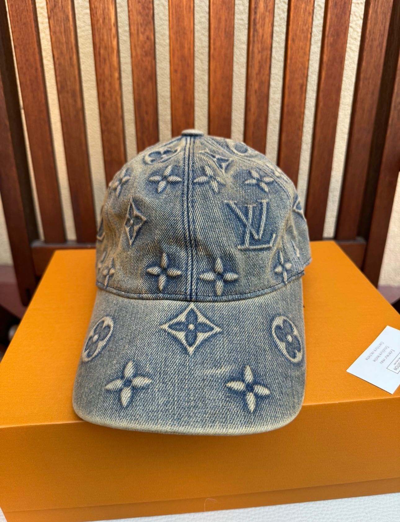 Sapca originala Louis Vuitton LV Monogram Washed Denim noua