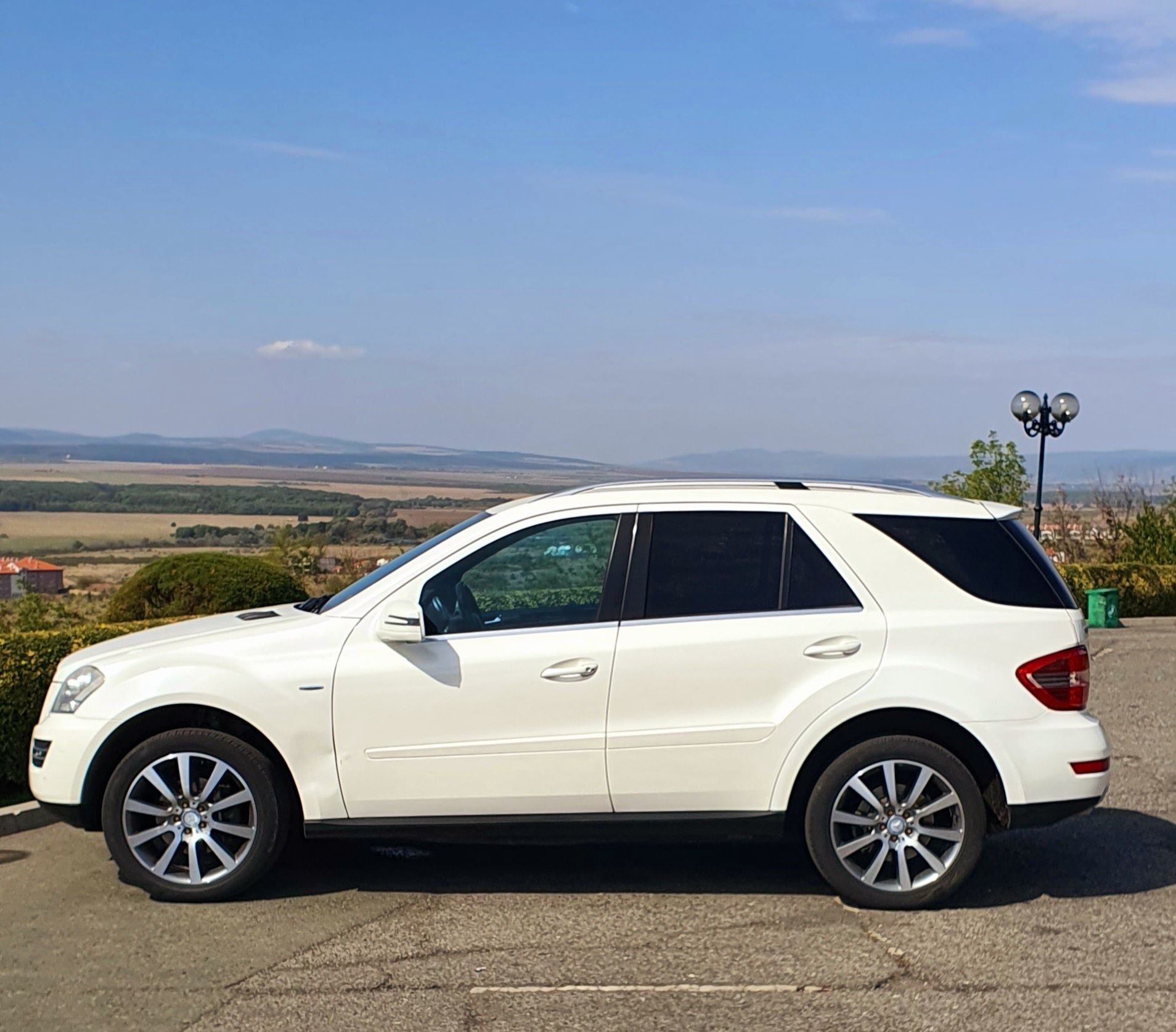 Продавам Mercedes ML 350 4 Matik Grand etition Facelift