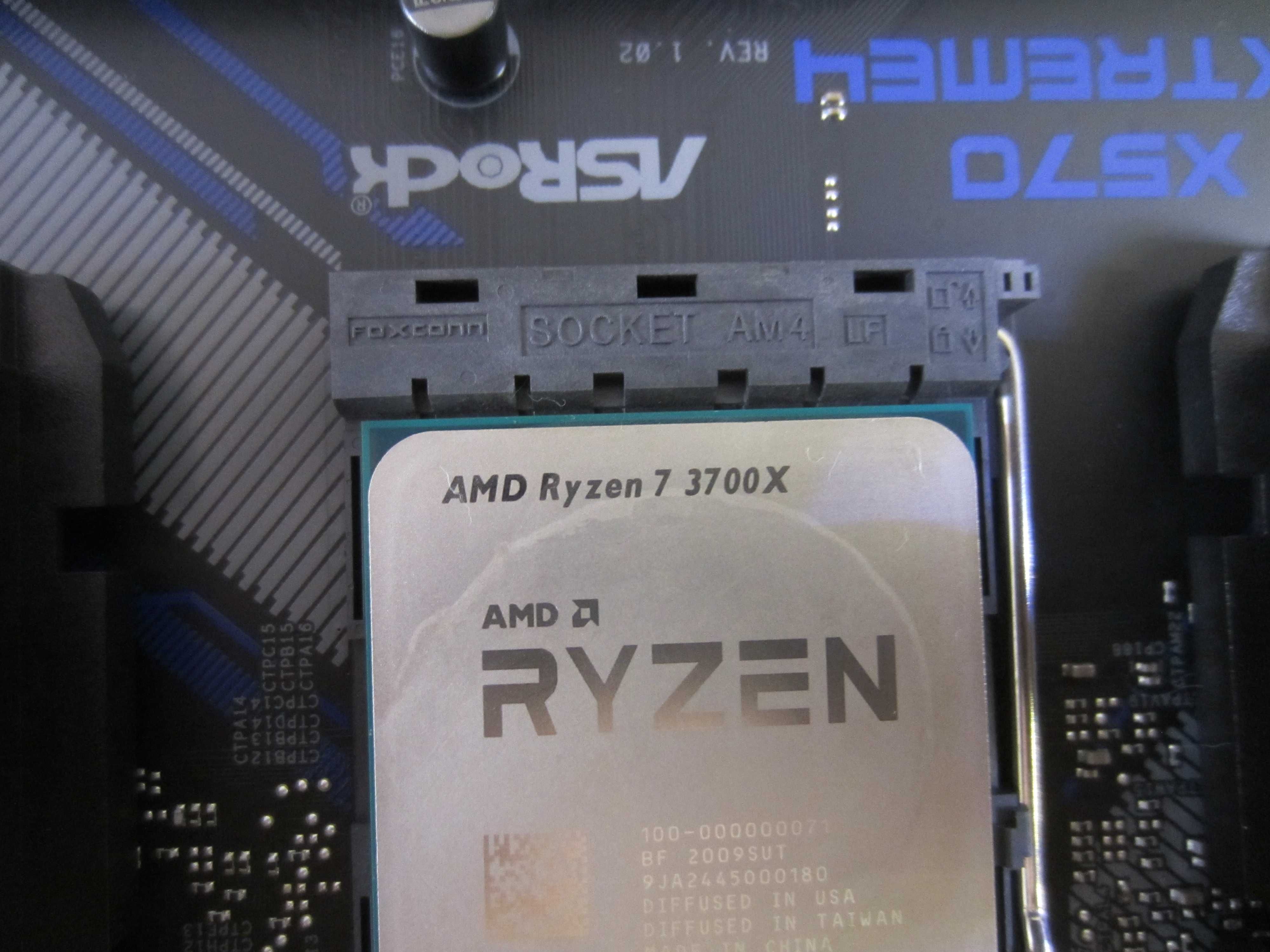 Процесор RYZEN 7 3700X