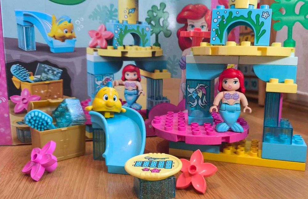 LEGO DUPLO Disney 10922 - Castelul lui Ariel