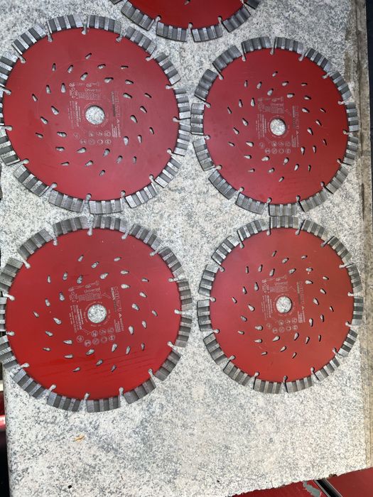 Vand panza diamantata Hilti pentru beton armat de 230 mm