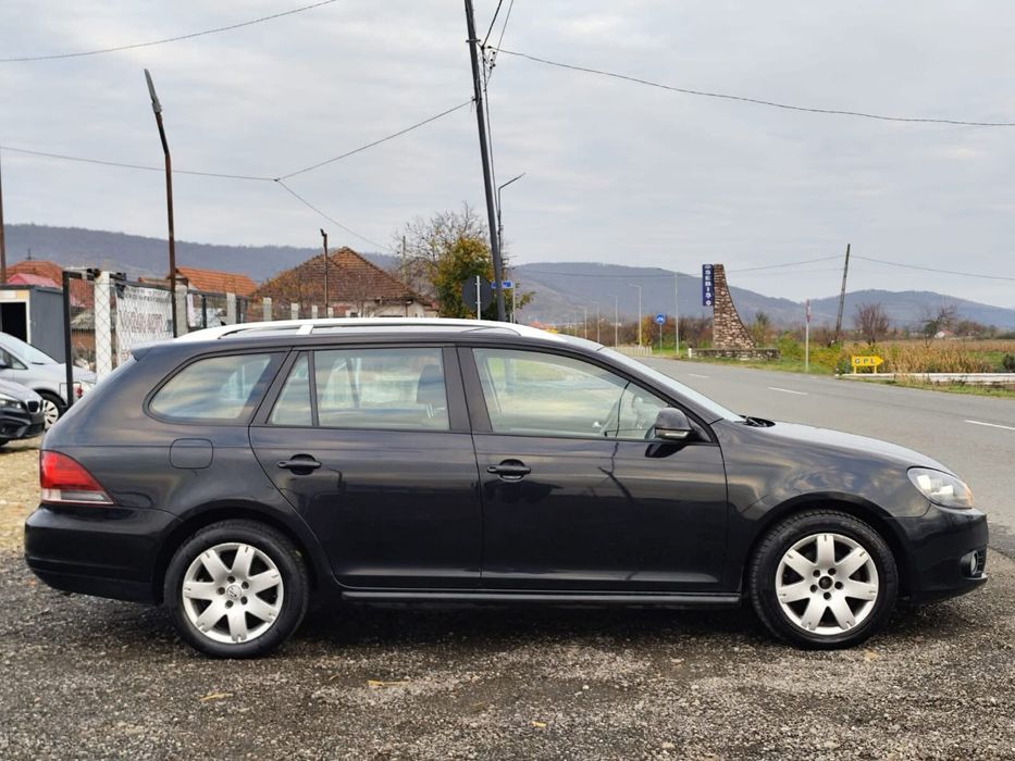 Volkswagen Golf 6 Variant 1.6 TDI 105 CP, 2013