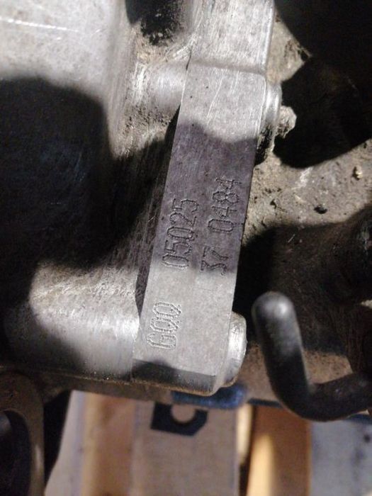 Cutie viteze 5 trepte vw motor 1.9tdi bkc bxe  bjb bru bls golf 5