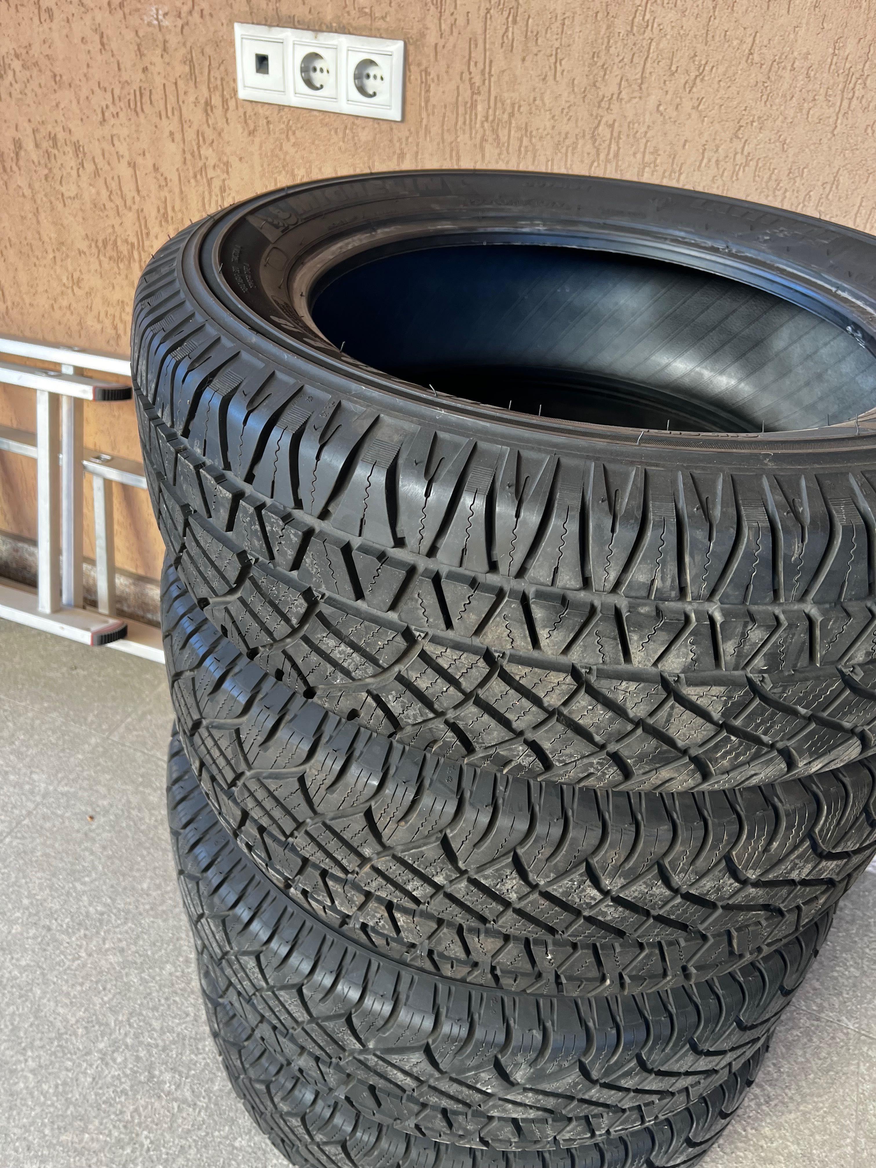 anvelope michelin latitude cross 235/60 R 18