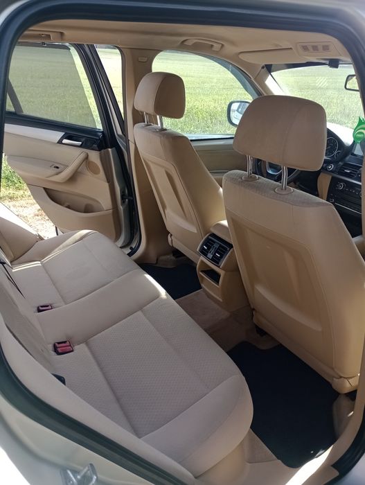 BMW X3 f25 xdrive 4x4 , automată , mașină bine întreținută