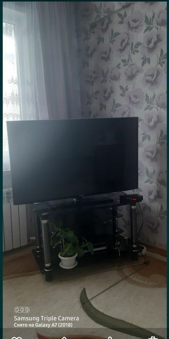 Продам телевизор Самсунг