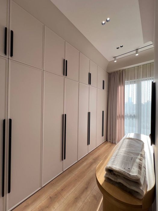 Аренда 3 ком кв в Жк PARKWOOD, метро ойбек,панорамные окна,паркинг