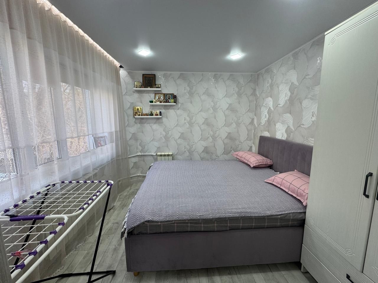 Продам 4 комнатную квартиру