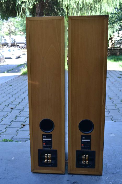Boxe JBL model TI 400