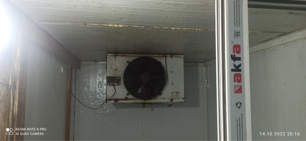 Xolodilnik sotiladi 380V