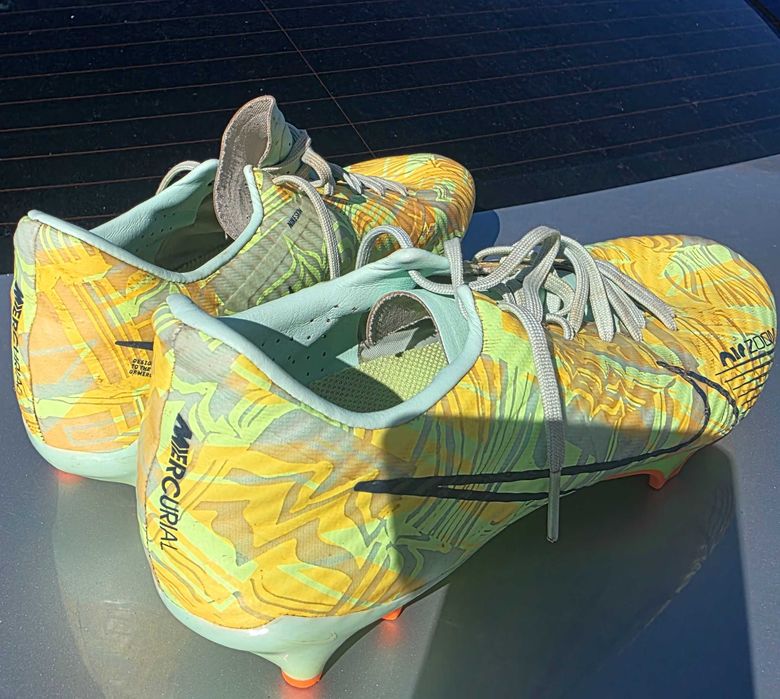 Ghete fotbal nike airzoom