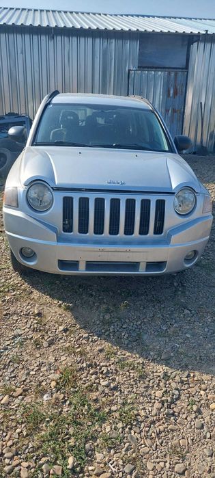 dezmembrez jeep compass 2.0 byl 2007 cutie   manuala 4x4  volan stanga