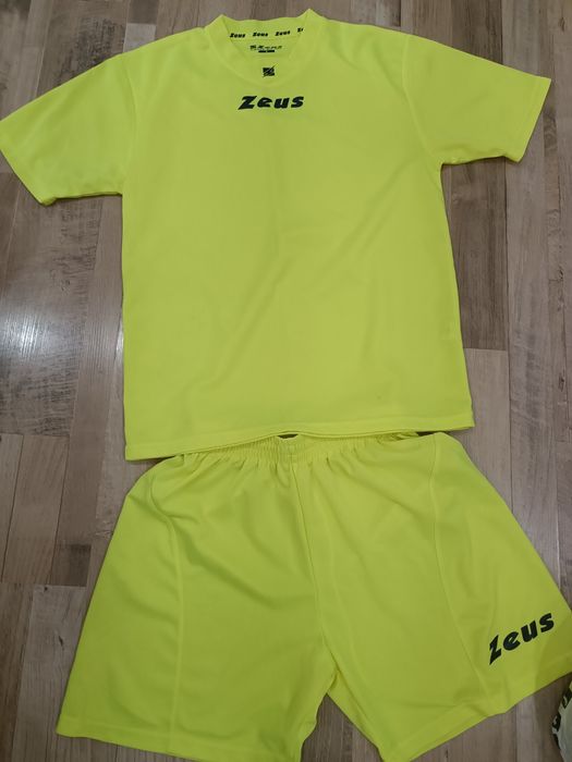 Футболен екип+ветровка