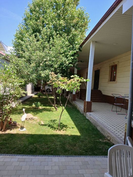 Uchastka sotiladi 5.6 sotok