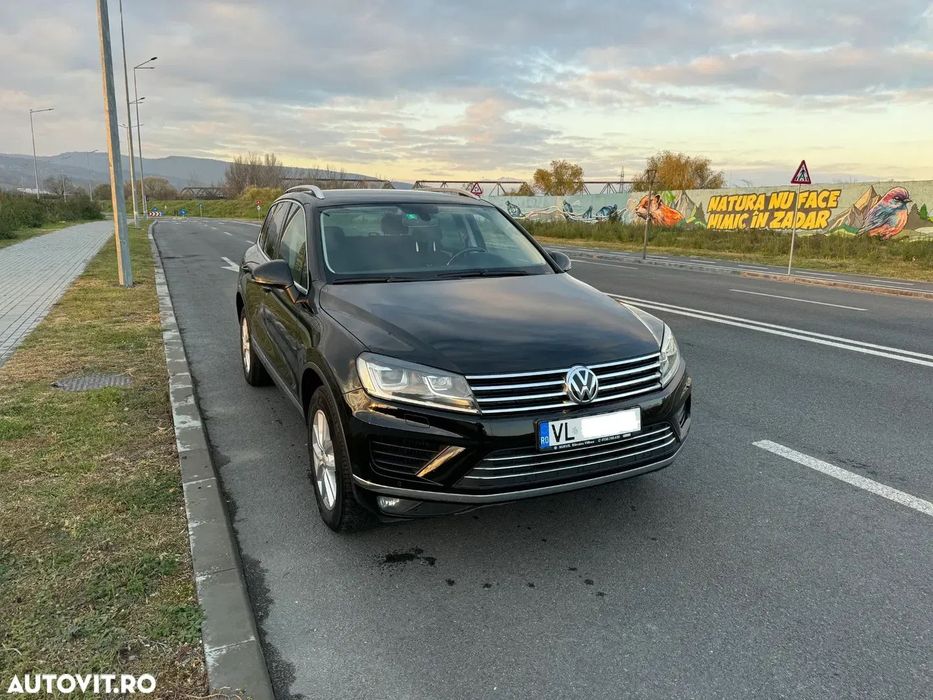 Volkswagen Touareg Primul proprietar, cumparata de noua din reprezentanta.