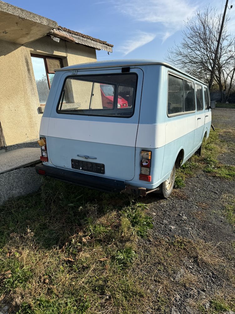 Латвия раф бус