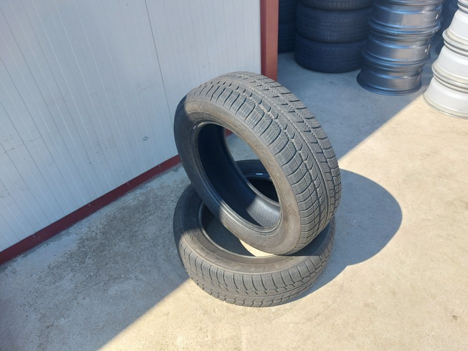 125 lei bucata! Doua anvelope M+S 215 60 17 Keter