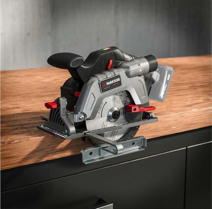 Ръчен циркуляр Parkside Performance 12V без батерия