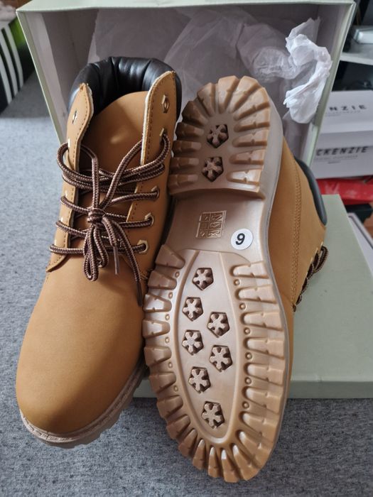 Adidas Lonsdale Latimer original  Anglia  Nr 45 în cutie