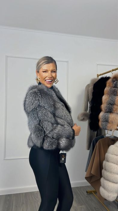 HAINĂ DIN BLANĂ Naturala de Vulpe Argintie ,V model, Transformabila