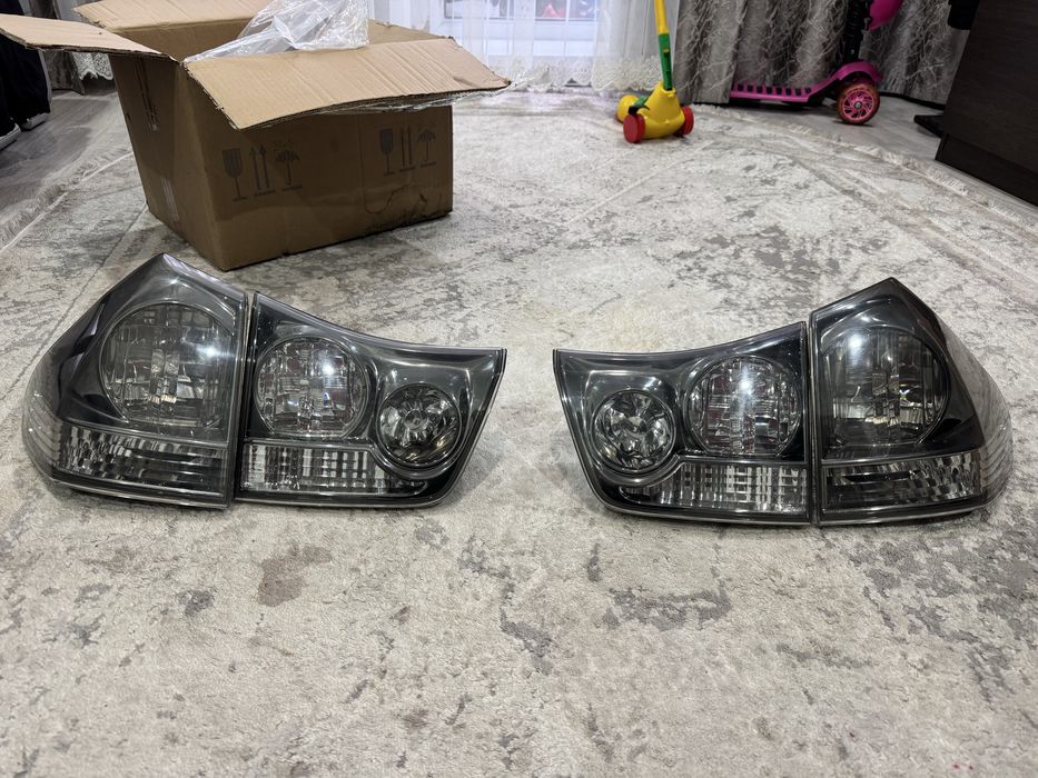 Продам заднюю оптику для Лексус РХ 2 поколения