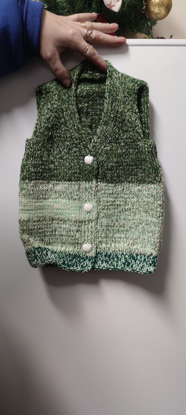 Vesta copii tricotata croșetata manual handmade