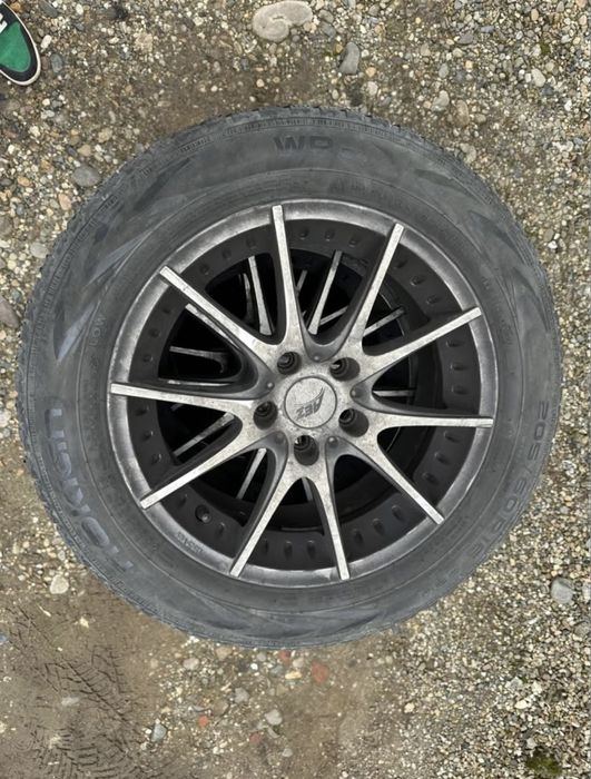 Jante AEZ + cauciucuri de iarna 205 60 R16