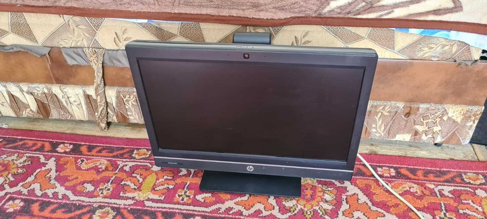 PC AllInOne HP cu procesor i3-4130,8 Gb RAM si 250 HDD,stare buna