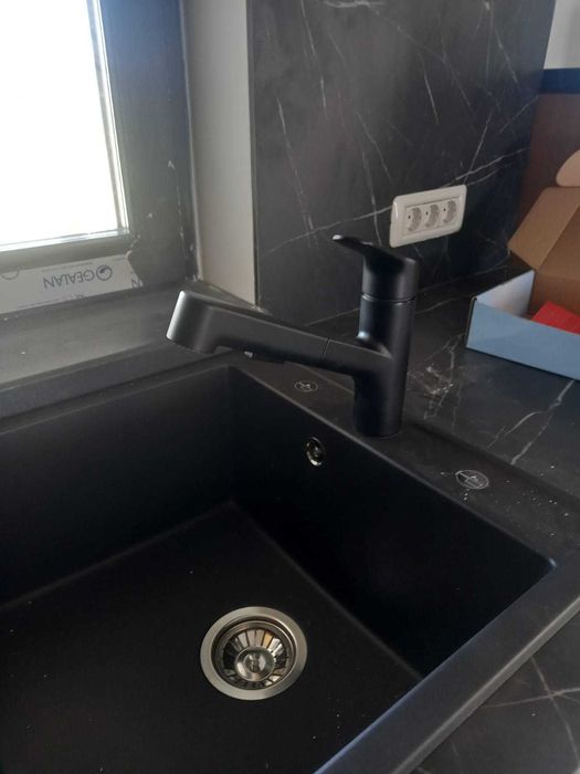 Instalator non stop!Execut lucrari de interventii avari sanitare.