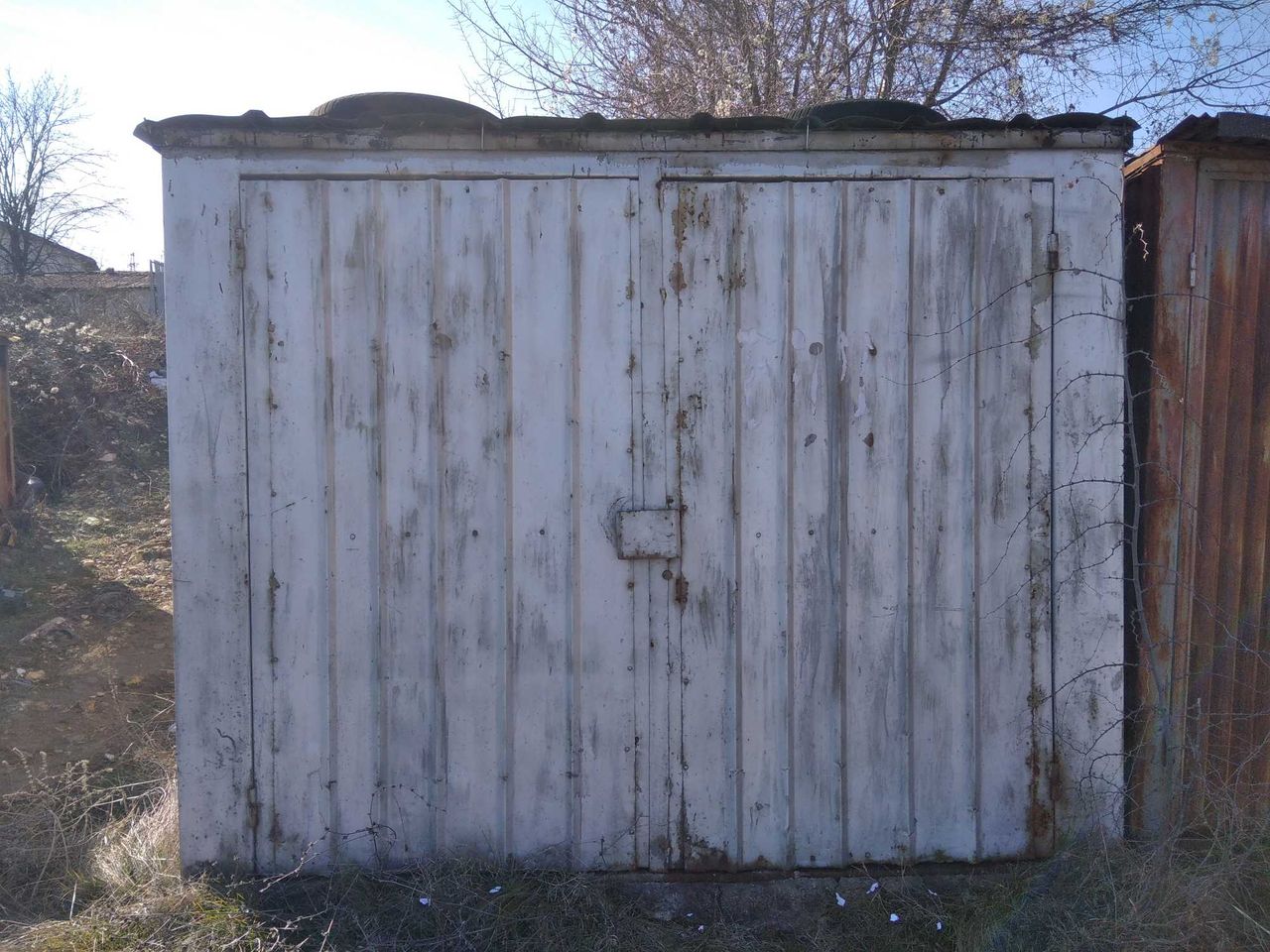 Продава се Гараж / Паркомясто в Кърджали, Възрожденци - 15 кв.м за 21 €/кв.м - Снимка #1