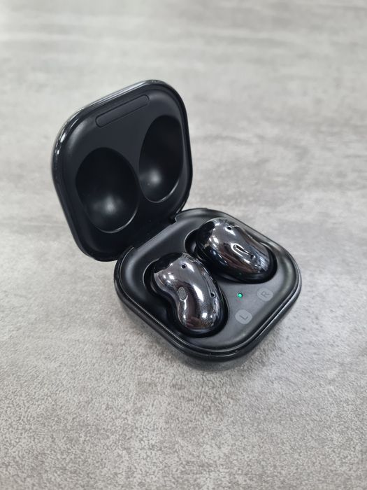 Продам Galaxy buds live