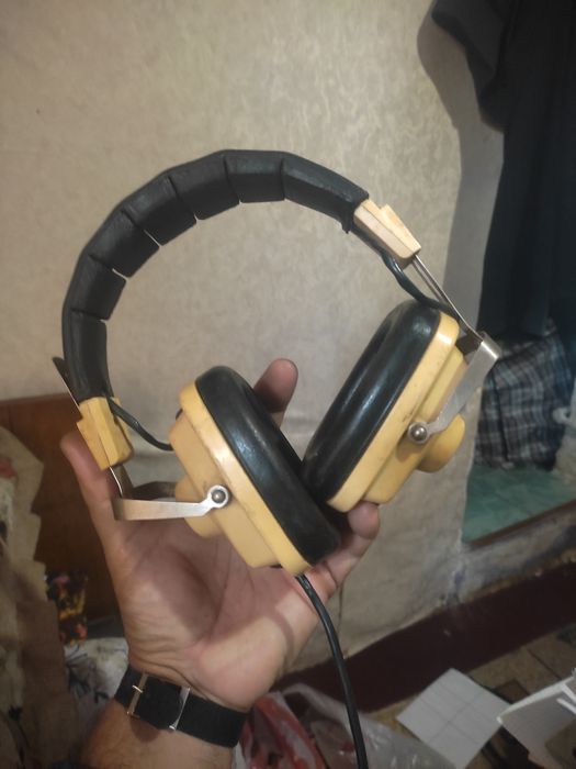 Продам наушники СССР состояние отличное