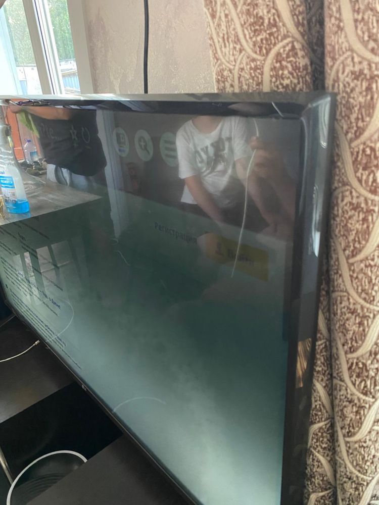 Продам телевизор есть торг