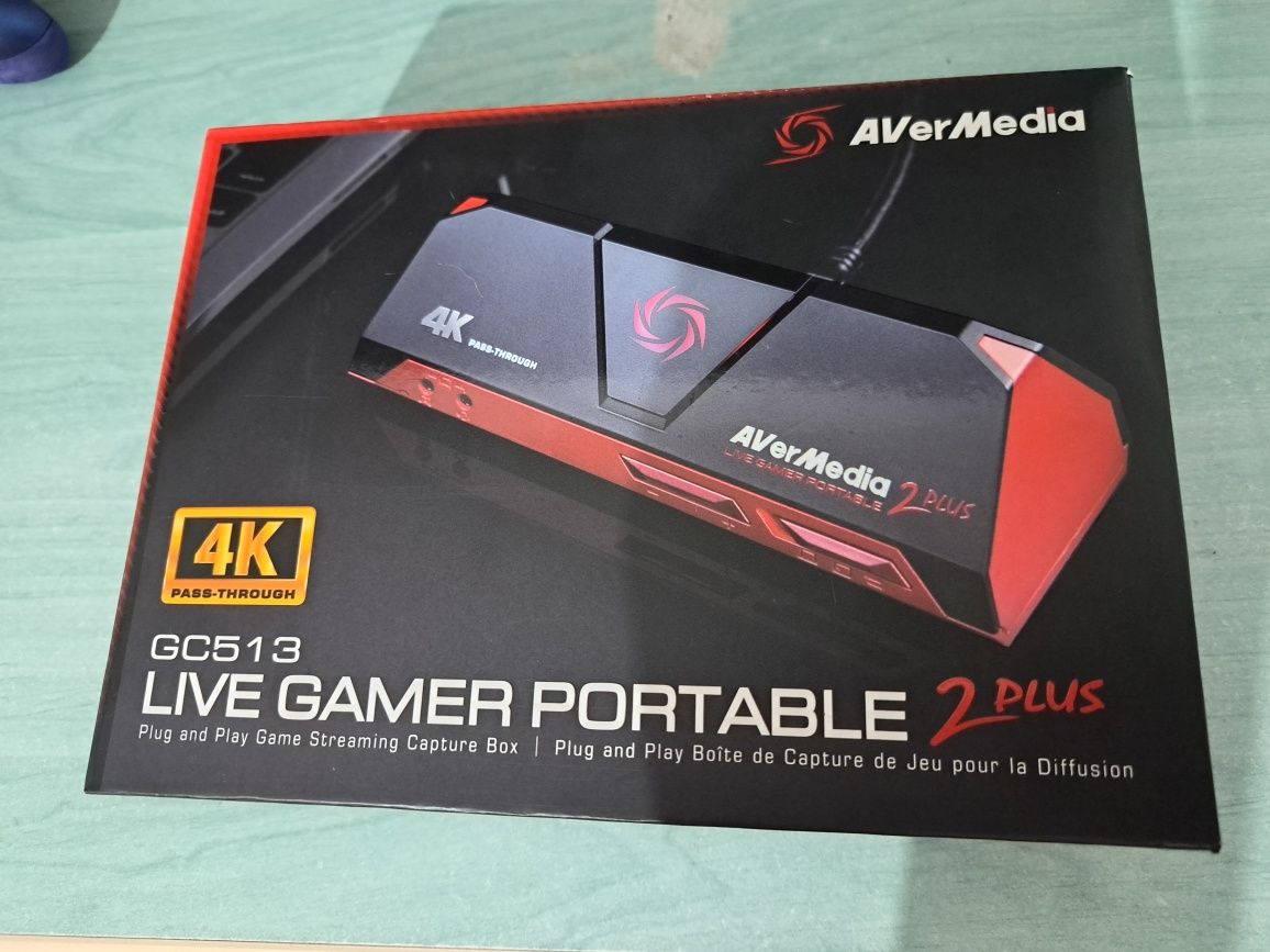 Vând placa de captura AVerMedia Gamer Portable 2 Plus