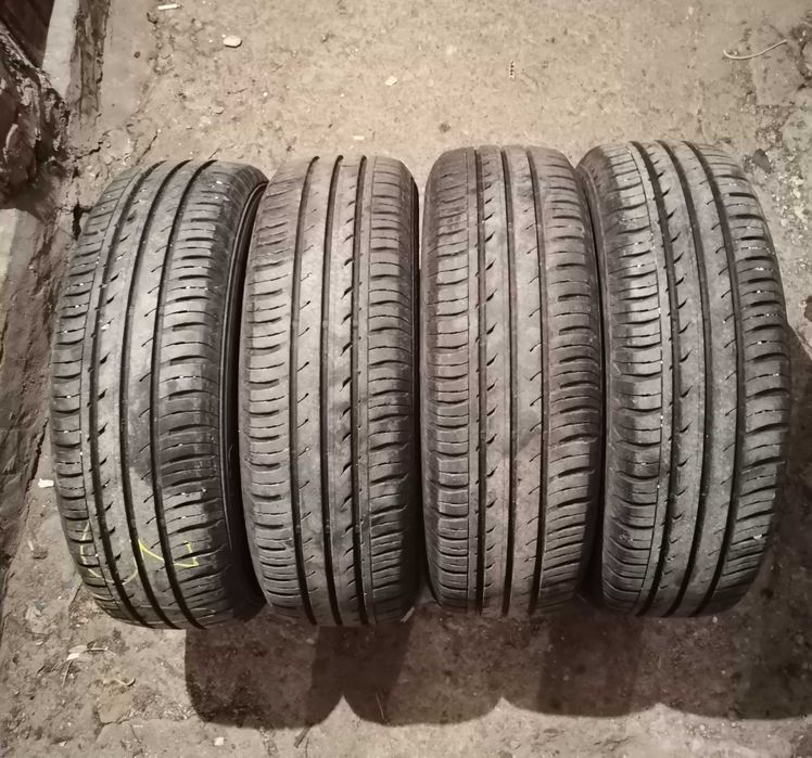 Продавам 4 броя Летни Гуми 185.65.15 на 1 сезон дот 2019 Контентал