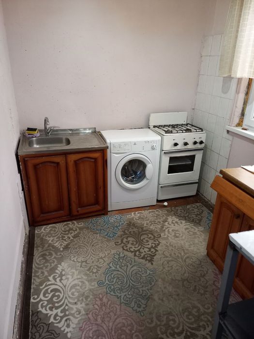 2х ком квартира сотилади срочна...