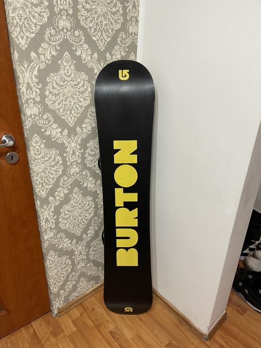 Placa snowboard 147 cm burton cu legaturi burton