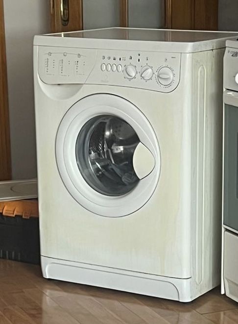 Стиральная машинка Indesit