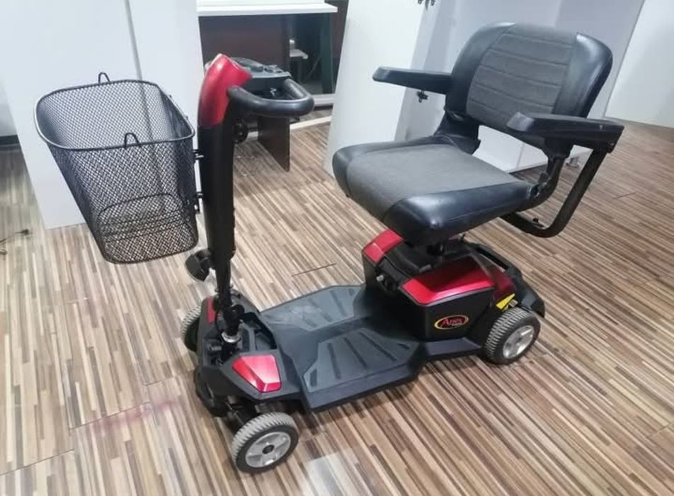 Scutere electrice diverse modele